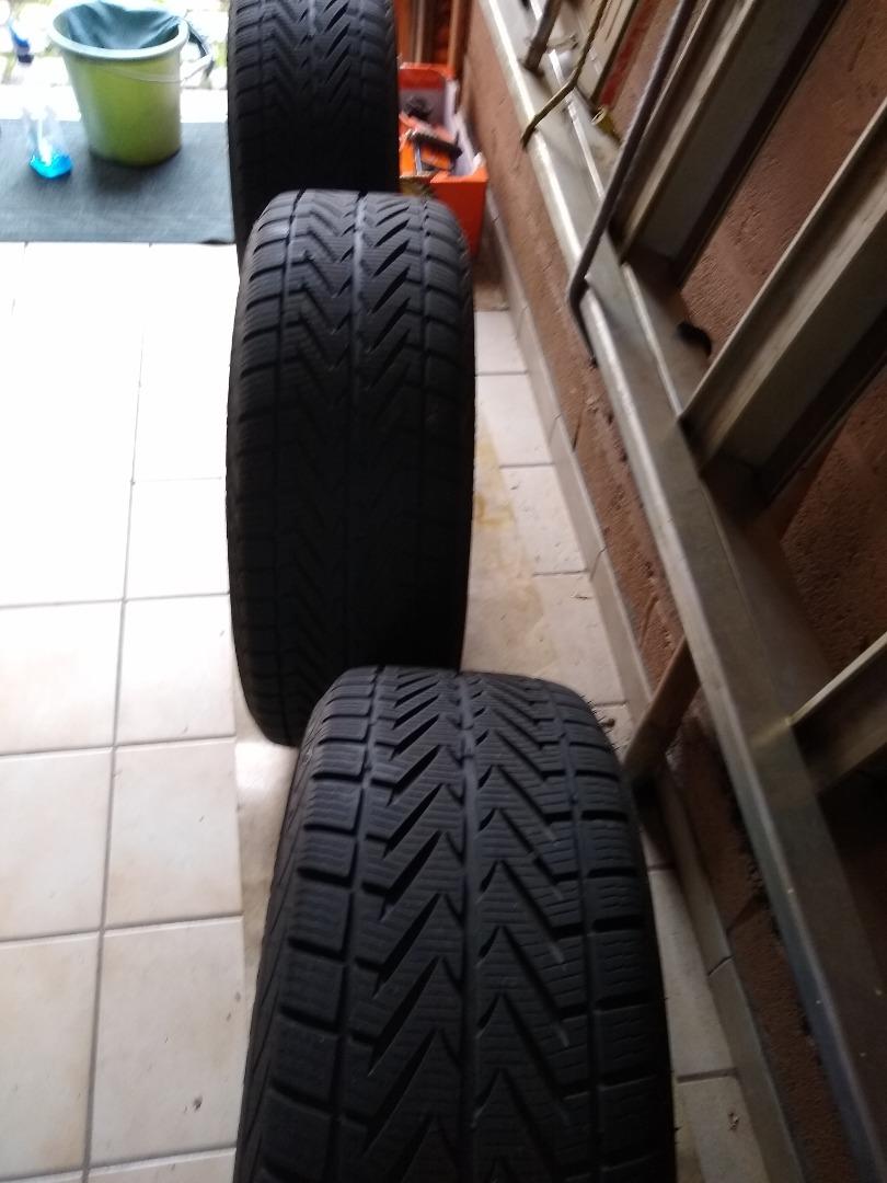 16 duimse winterbanden met velgen  steek 5 x120