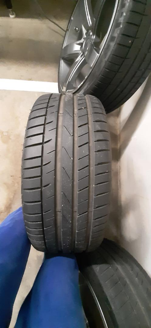 Brock velgen B35 Titanium Metalic ( met banden )