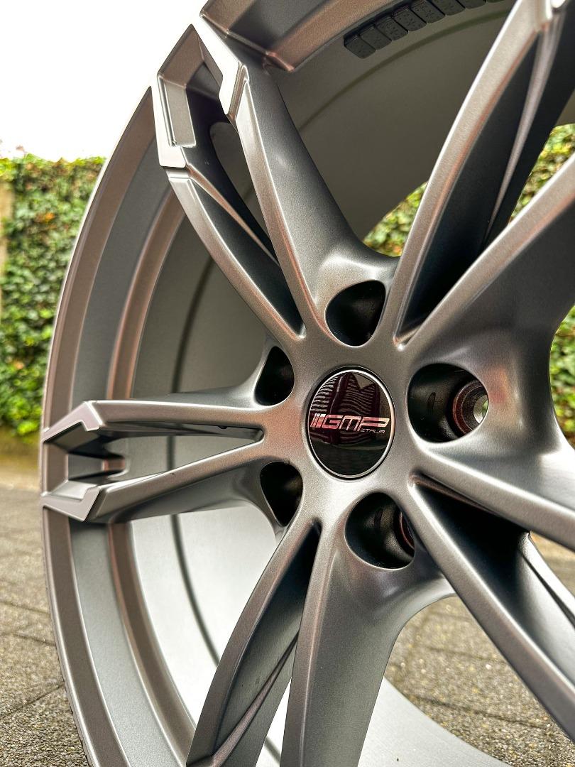 2 Velgen GMP DEA Matt anthracite 20 inch 