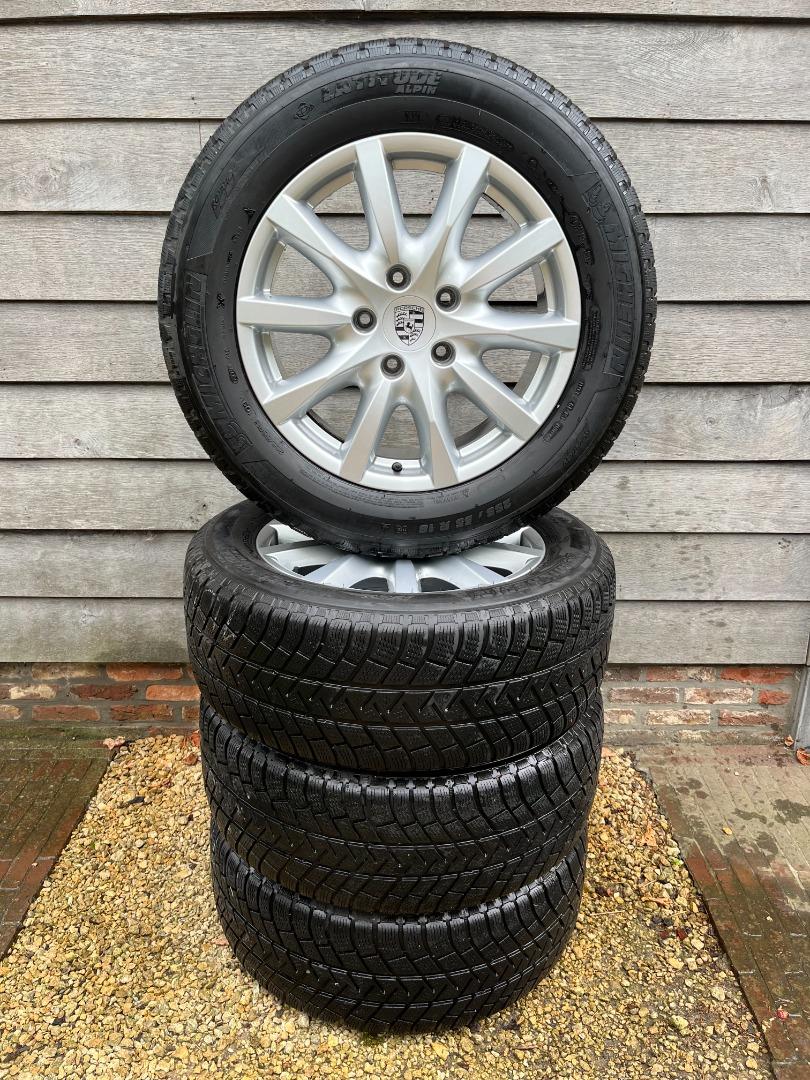 Porsche Cayenne 2012 wintervelgen (4 stuks)