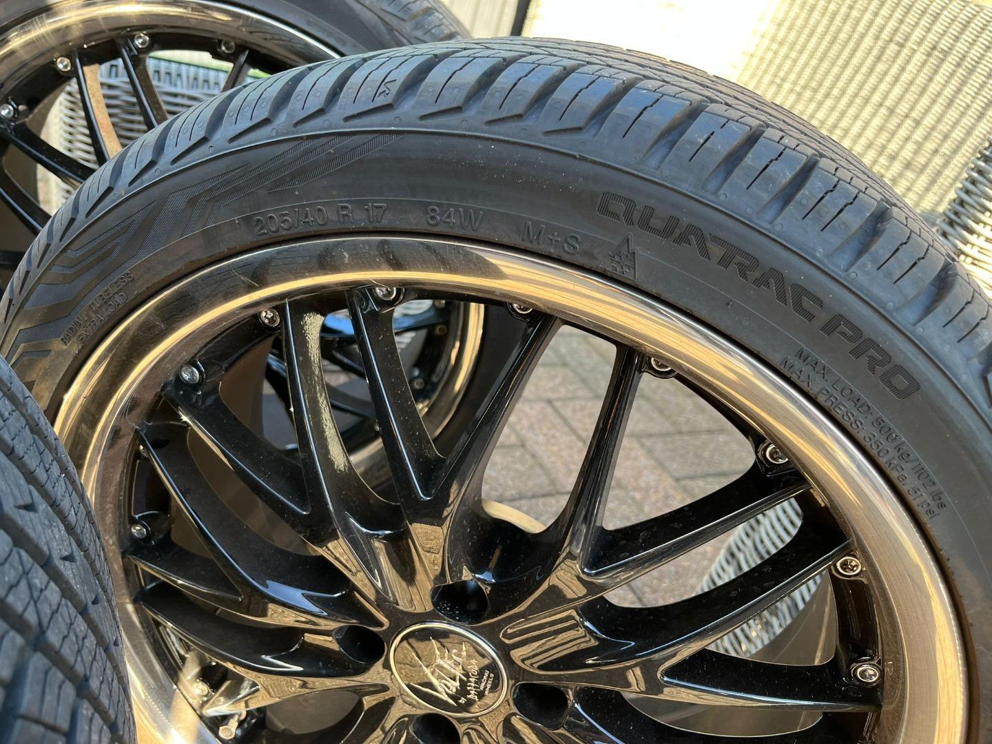 BARRACUDA VOLTEC T6 INCL SPACERS voor Hyundai i20