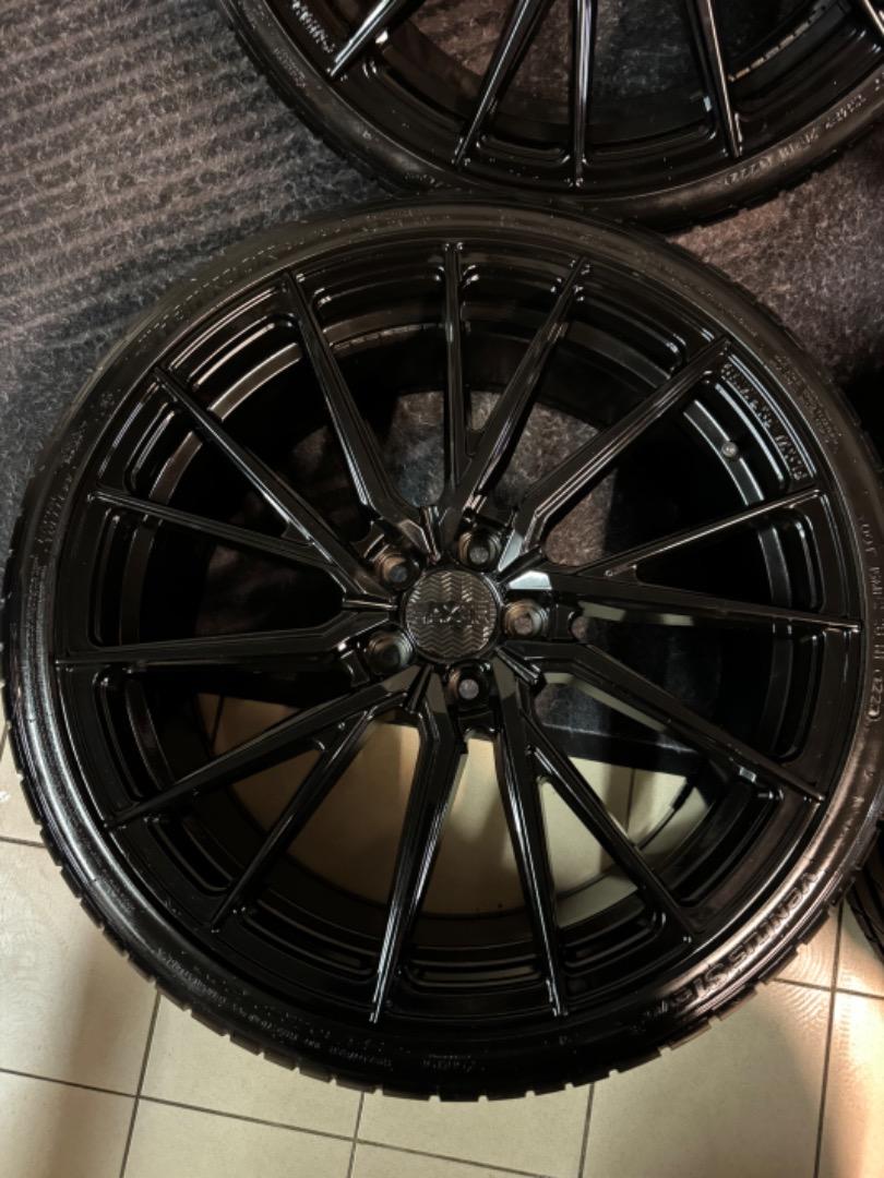20 inch haxer hx-06f met hankook 245/30/20