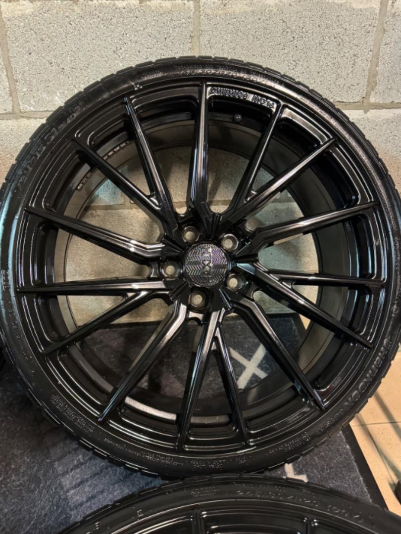 20 inch haxer hx-06f met hankook 245/30/20