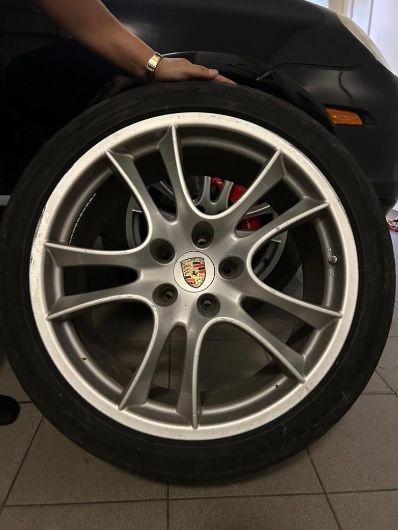 Porsche Cayenne GTS 21 inch velgen