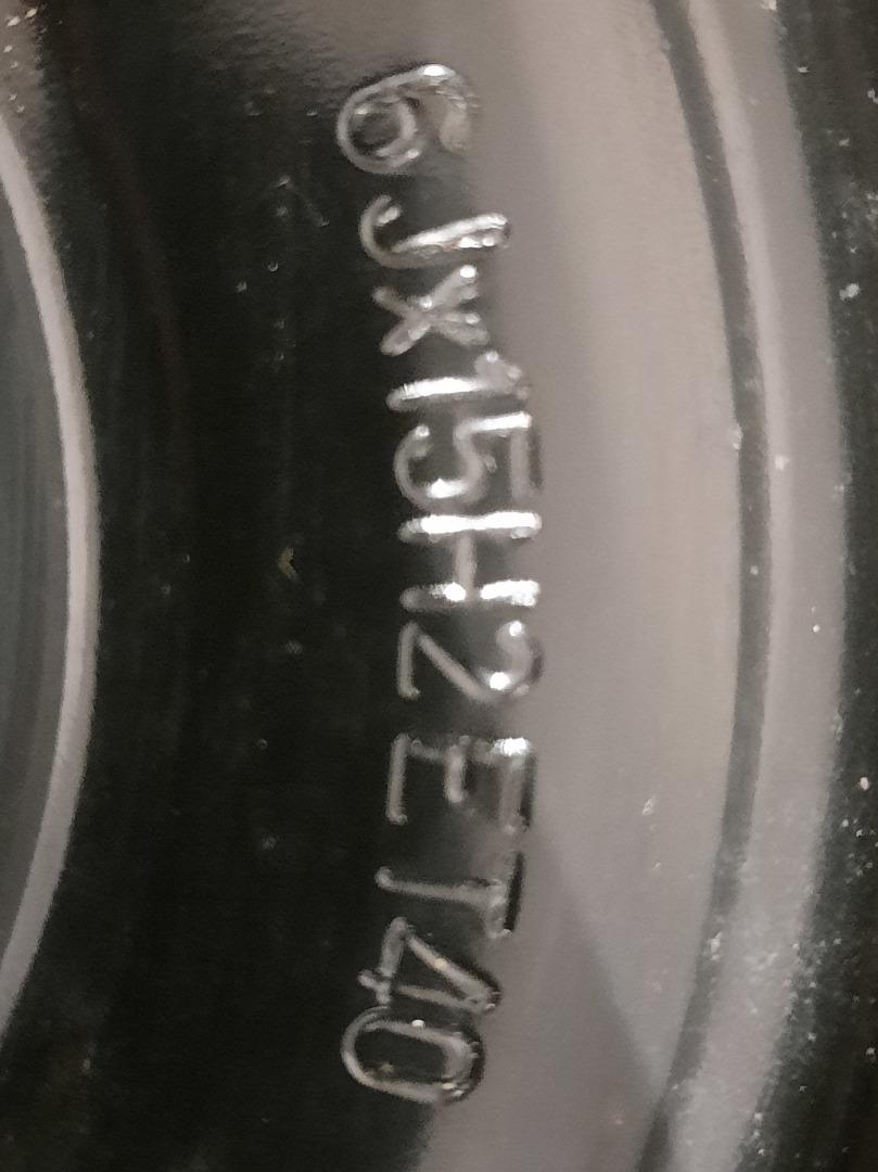4 stalen velgen renault 6Jx15H2ET40 nieuw met bout