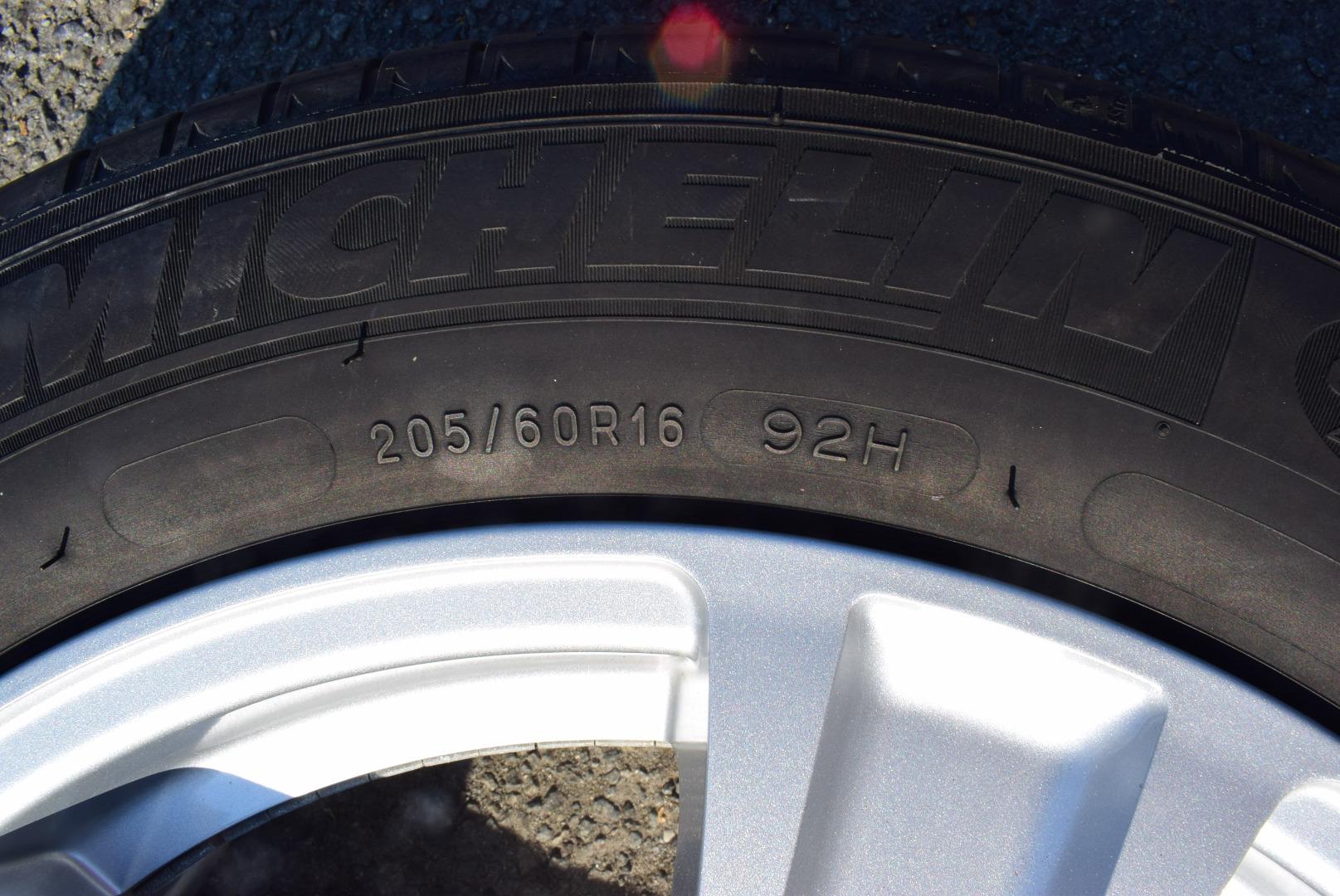 SET ALU VELGEN KIA NIRO 205/60/16 ZOMER