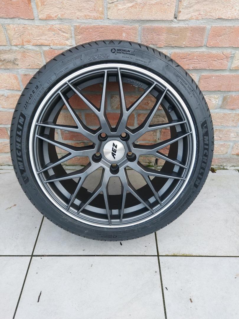 4 AEZ velgen met michelin banden te koop nieuw !