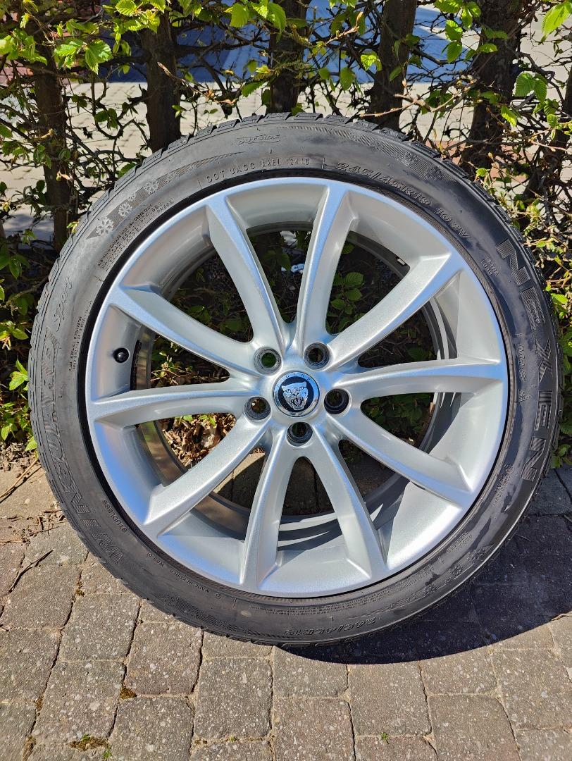 Jaguar Aquila metalic 19inch velgen 