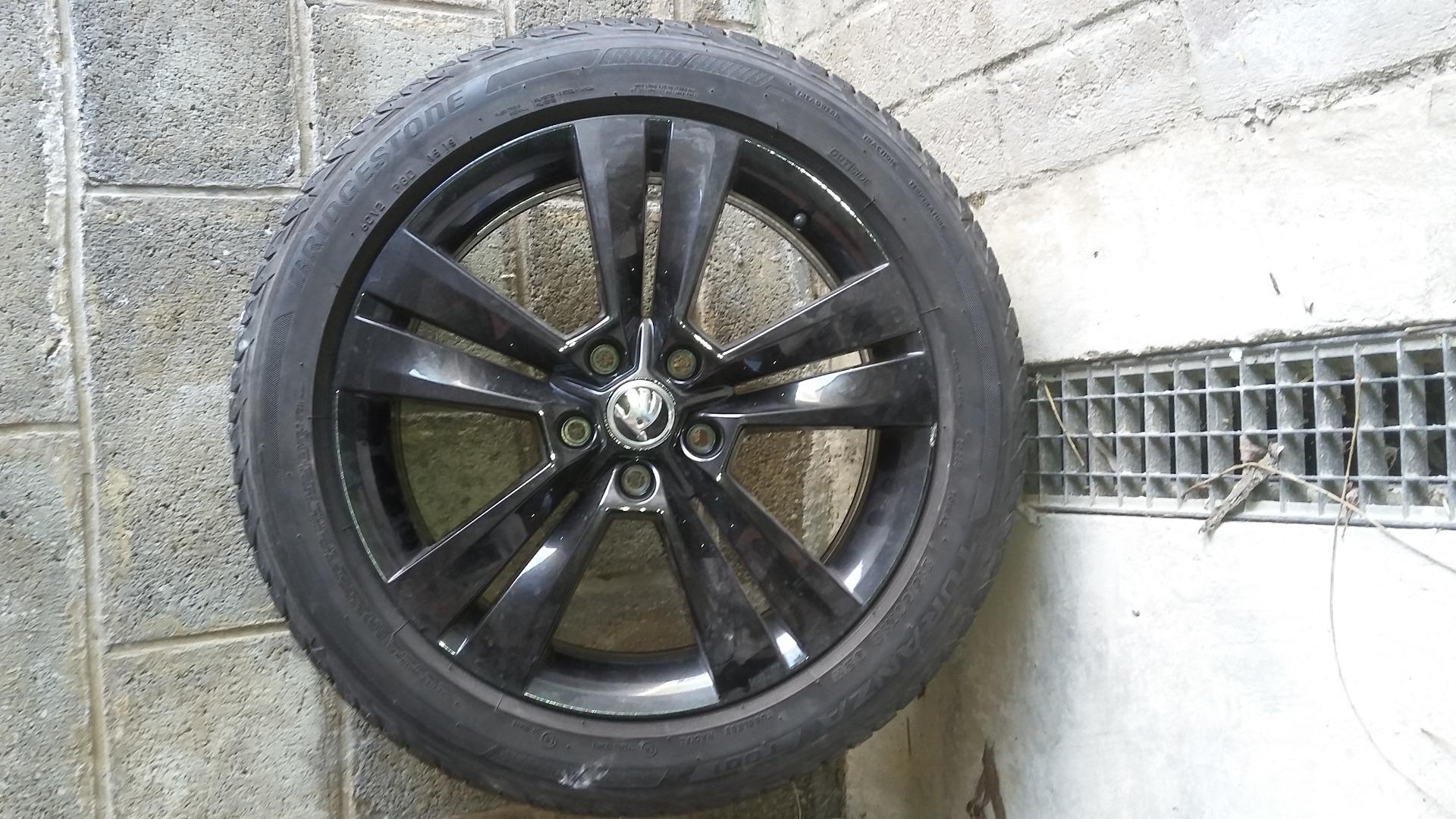 alu velgen Mytikas Black
