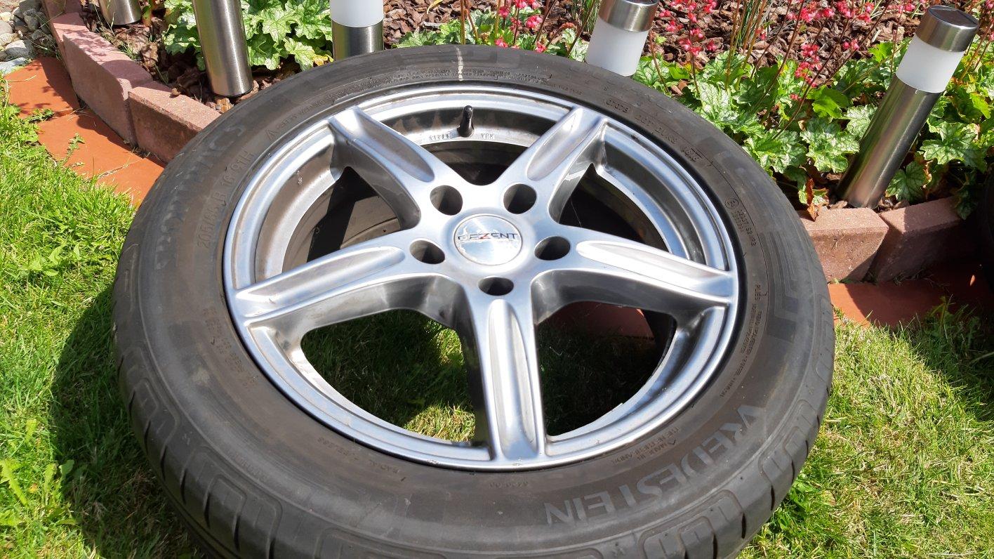 4x Dezent Alu velgen + banden
