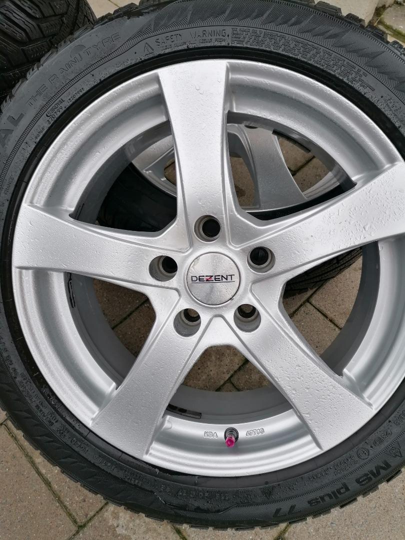Dezent 17 inch velgen met winterbanden 