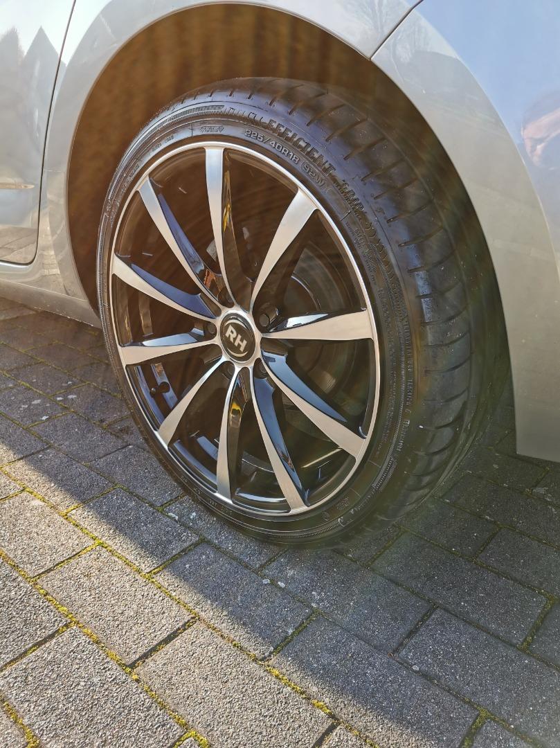 RH alurad 18" met banden  Goodyear Efficientgrip 