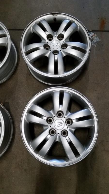 Nieuwe velgen Hyundai Tucson 16 inch.