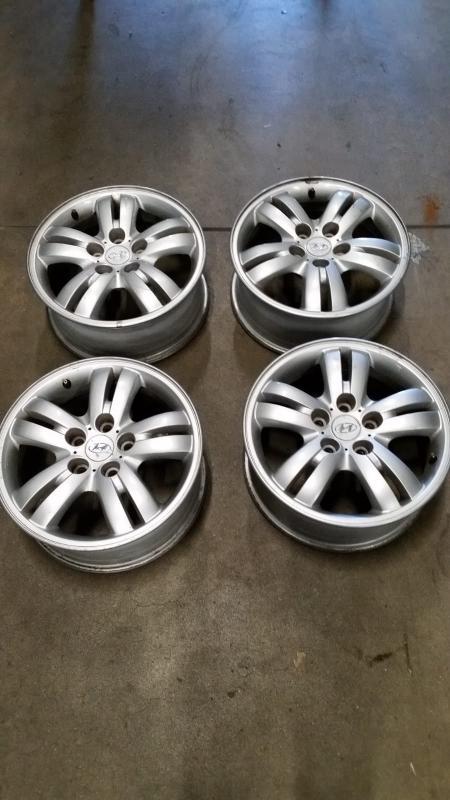Nieuwe velgen Hyundai Tucson 16 inch.