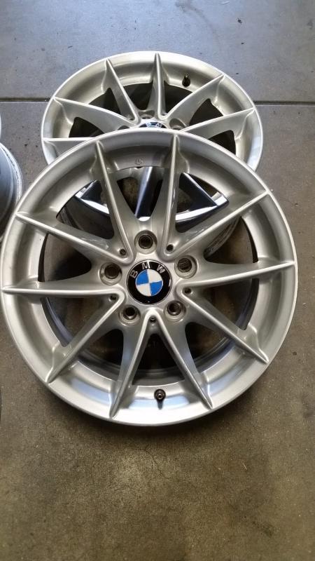 Set 16 inch BMW velgen voor 1 serie.