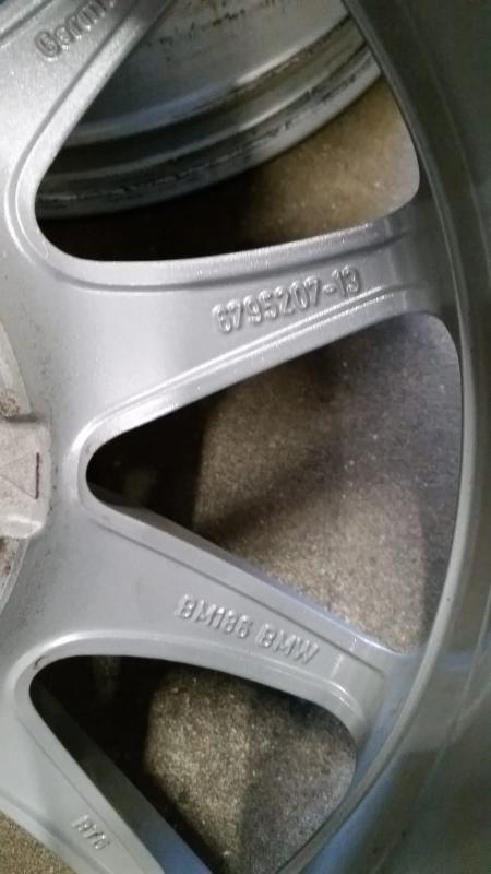 Set 16 inch BMW velgen voor 1 serie.