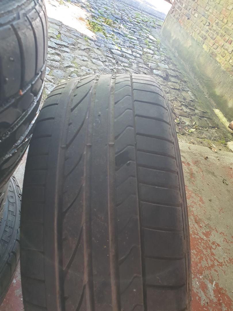 Originele BMW velgen met zomerbanden 