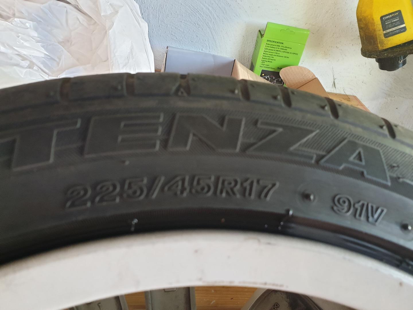 Originele BMW velgen met zomerbanden 