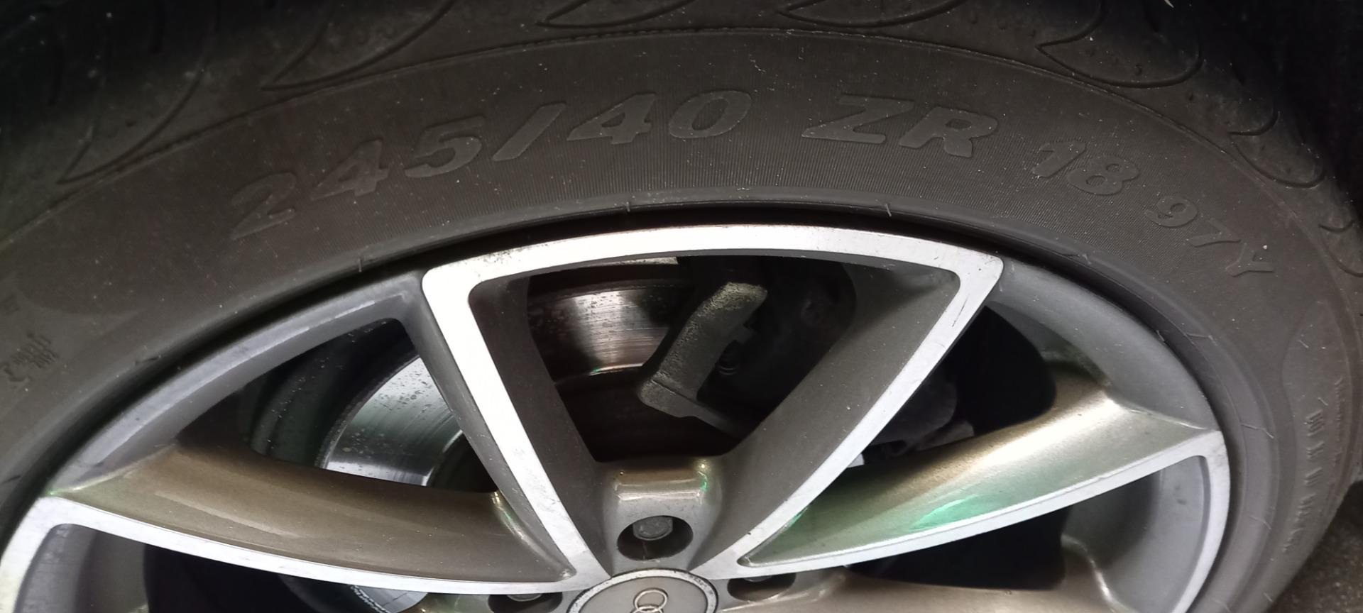 Pirelli  P zero 245 40 R18 97Y AUDI VELGEN + BAND