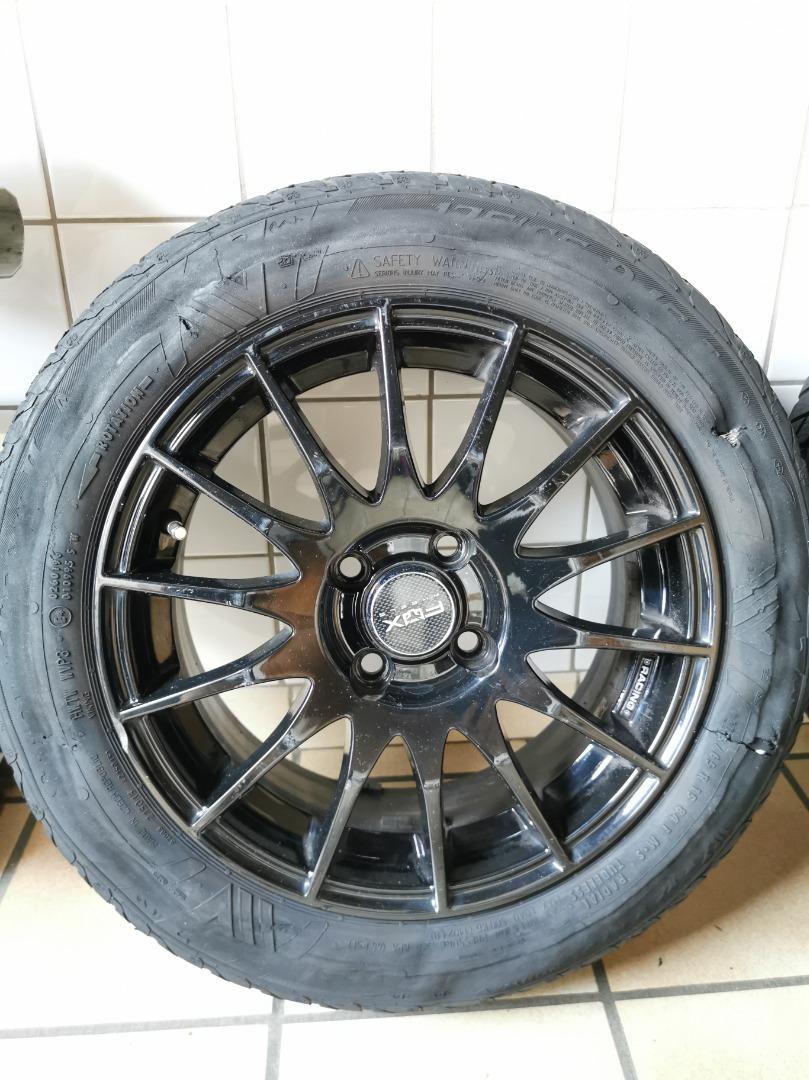 Set van 4 aluminium zwarte velgen