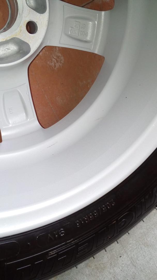 NIEUWE DACIA MICHELIN zomerbanden op ALU VELGEN