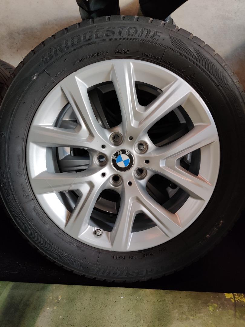 Originele 17" BMW velgen met winterbanden