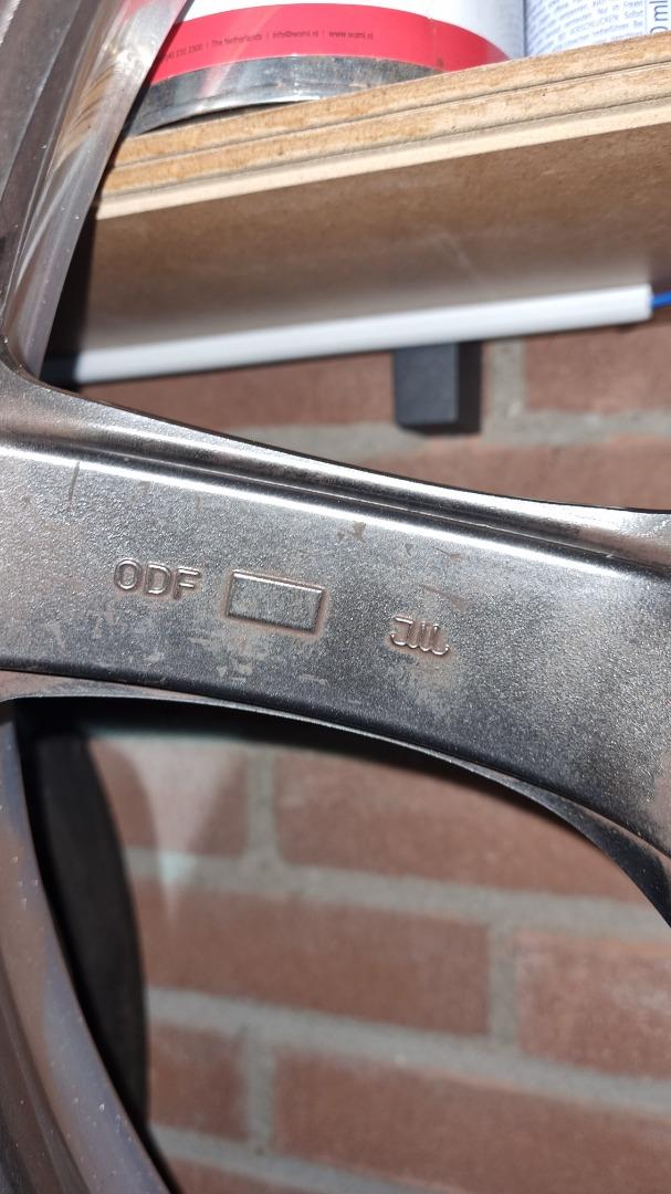 Dotz 18 inch