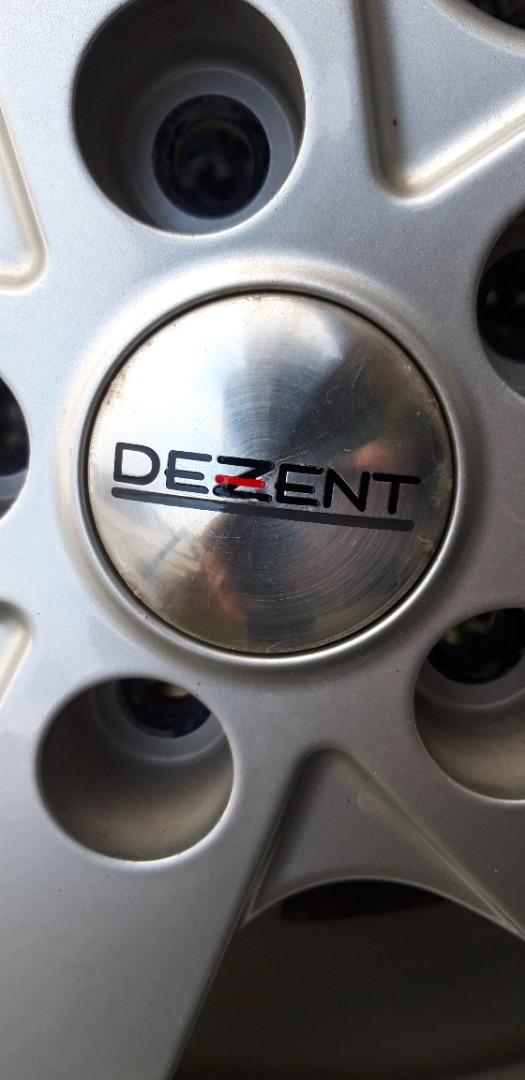 Dezent velgen, in erg mooie staat. Mèt Michelin 