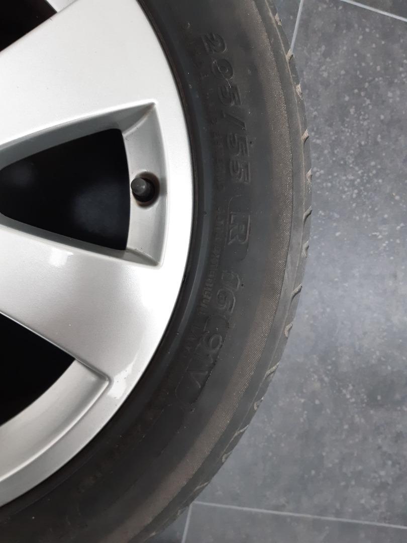 Originele Audi A3 velgenset, inclusief banden