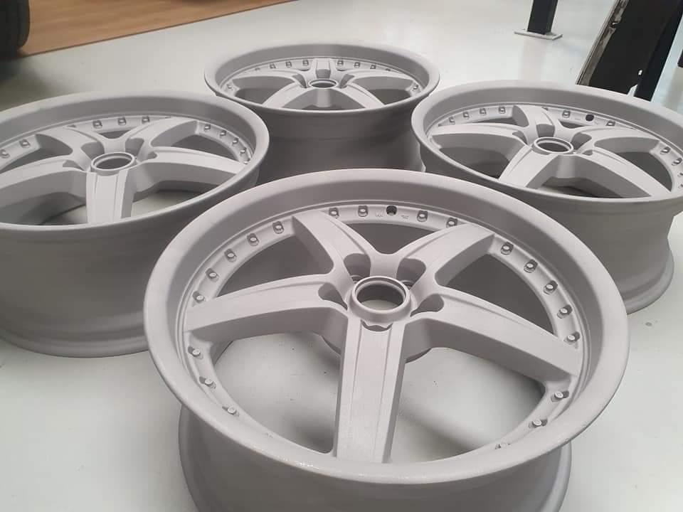 5x114.3 19x8 et 35