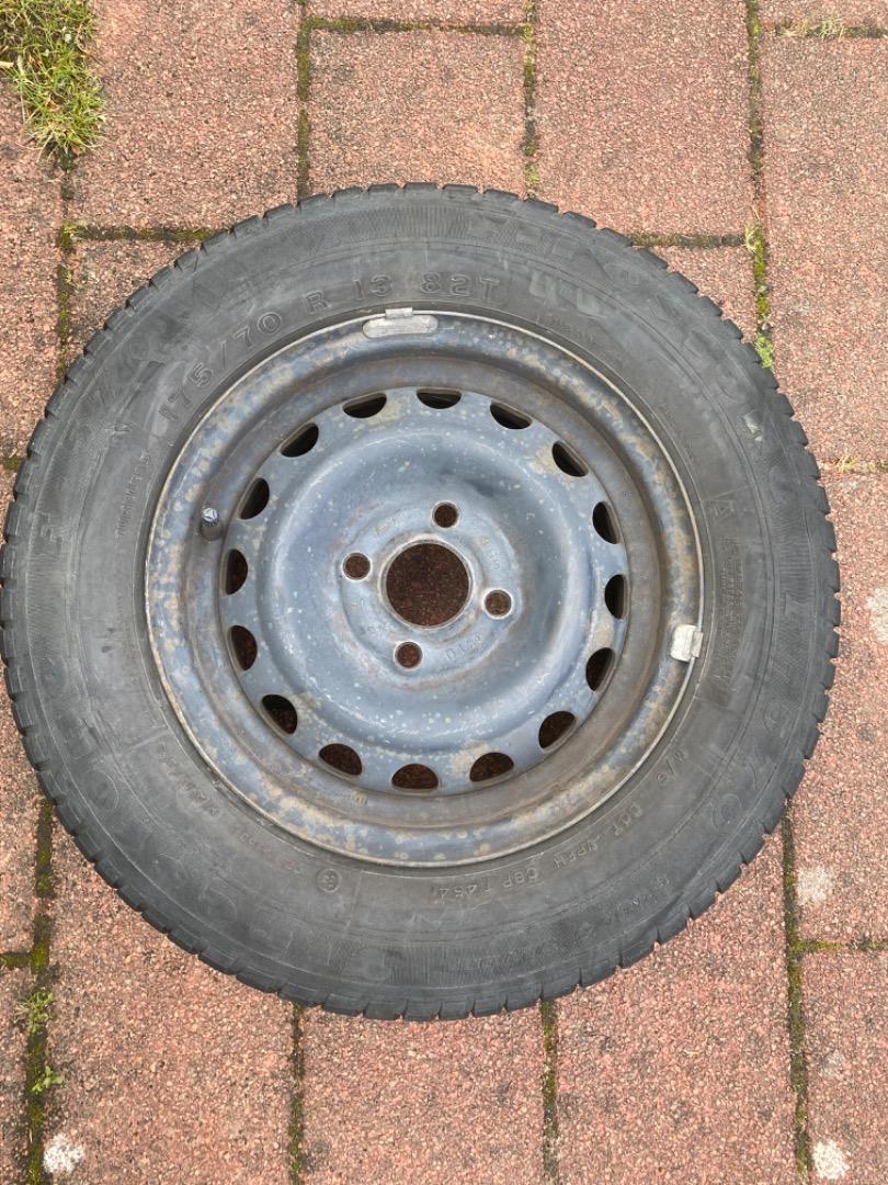 4 Firestone banden + velgen