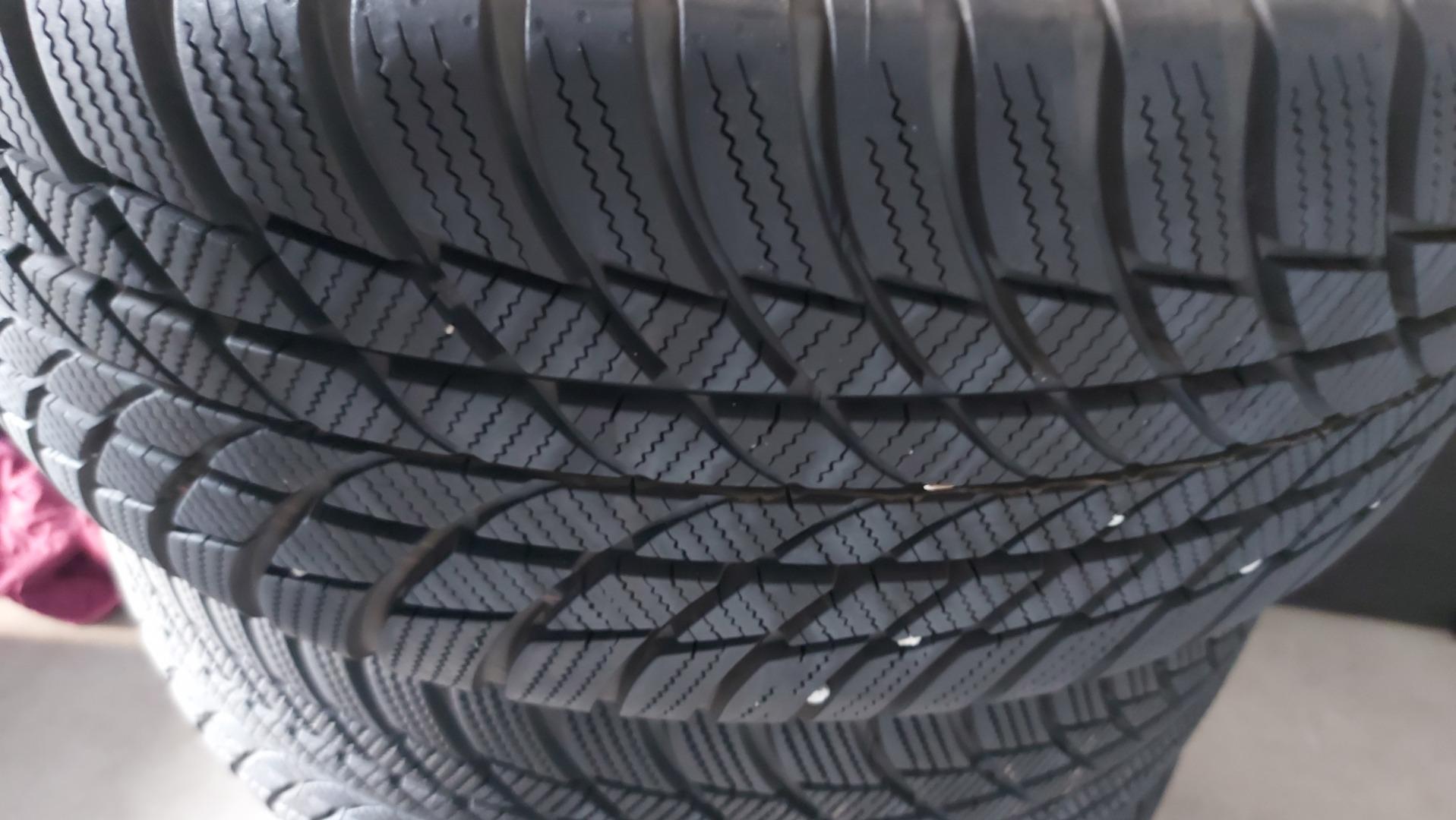 Winterbanden met velgen merk Mercedes A klasse