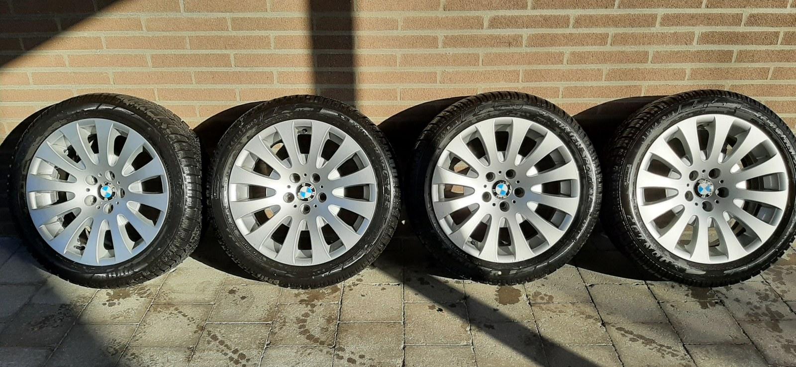 Set BMW velgen met banden Dunlop 245/45R18