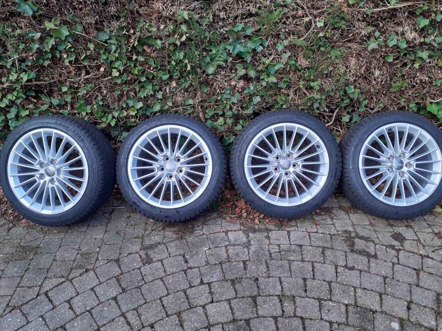 audi a3 origineel 4 seizoensset 17" s-line zgan