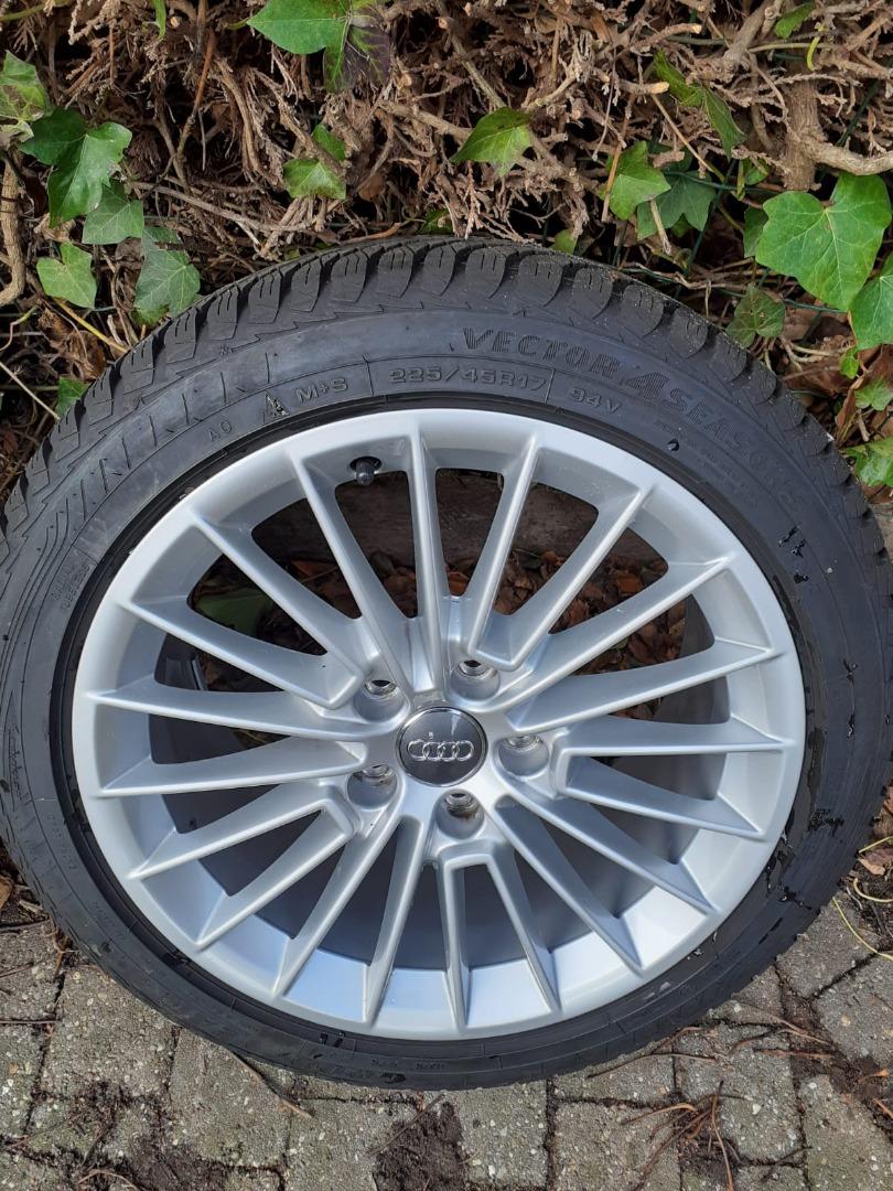 audi a3 origineel 4 seizoensset 17
