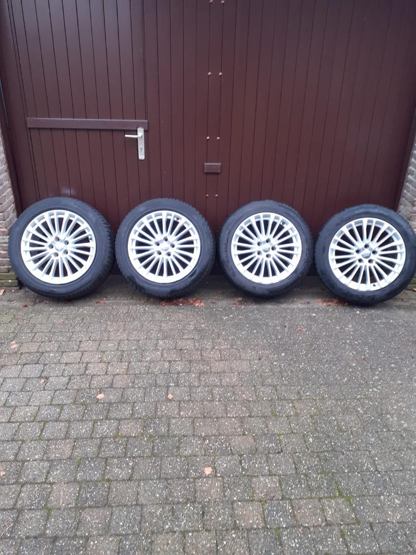 audi A6 origineel winterset 18" s-line zgan 